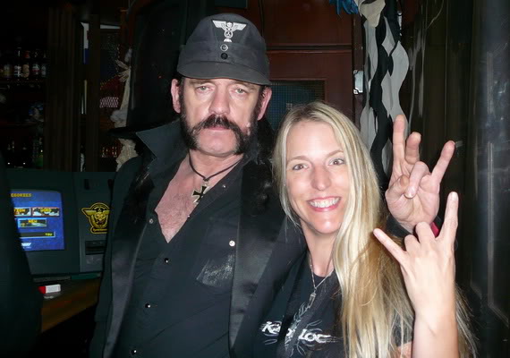Rockin the horns up with Lemmy at the Rainbow after the show!